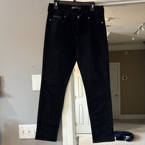 Levi's Women's Black Midrise Skinny Jeans 12M.